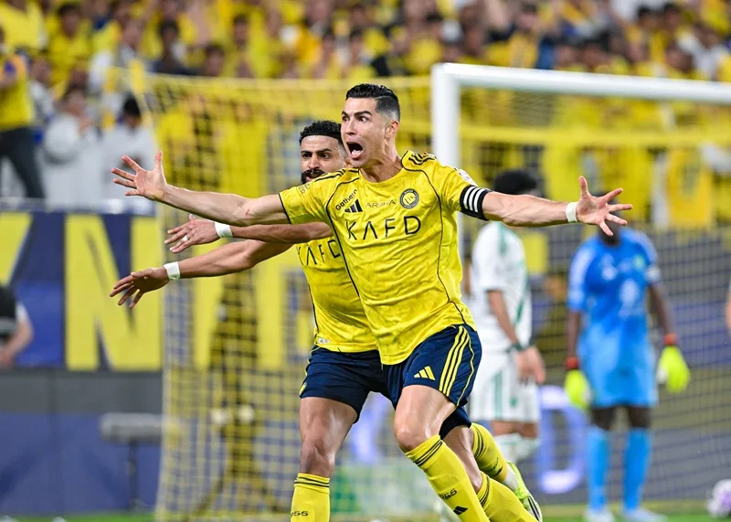 Ban lãnh đạo Al Nassr dành tặng siêu sao Ronaldo và gia đình chế độ đãi ngộ đẳng cấp hoàng gia.
